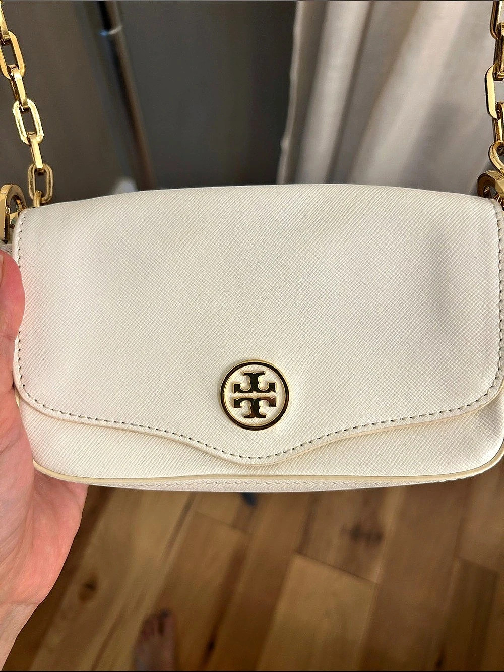 Tory Burch Robinson Chain Wallet Crossbody in White